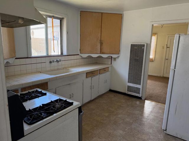 713 Sally Street, Hollister, CA 95023