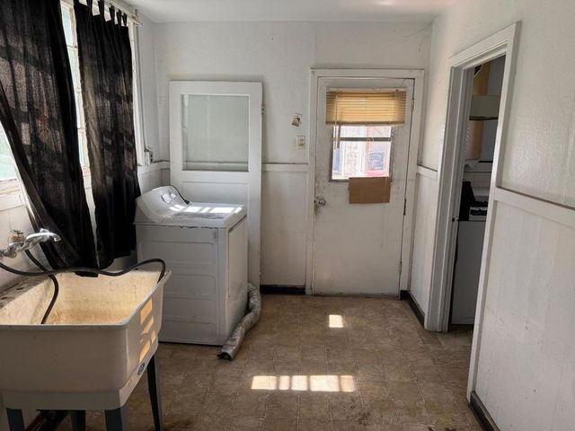 713 Sally Street, Hollister, CA 95023