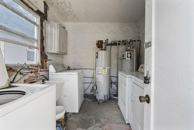 713 Sally Street, Hollister, CA 95023