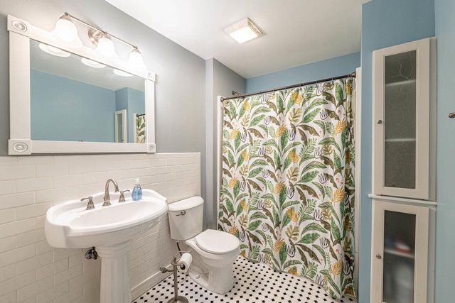 526 McCormick Avenue, Madison, WI 53704