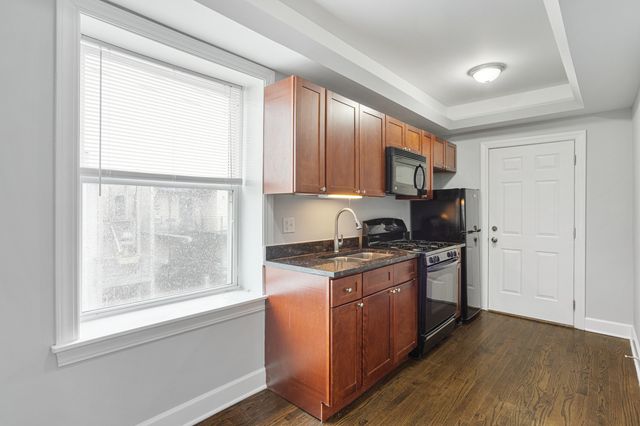 7728 N Ashland Avenue D3, Chicago, IL 60626