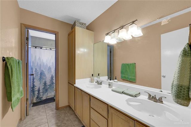 4312 W Chapin Street, Edinburg, TX 78541