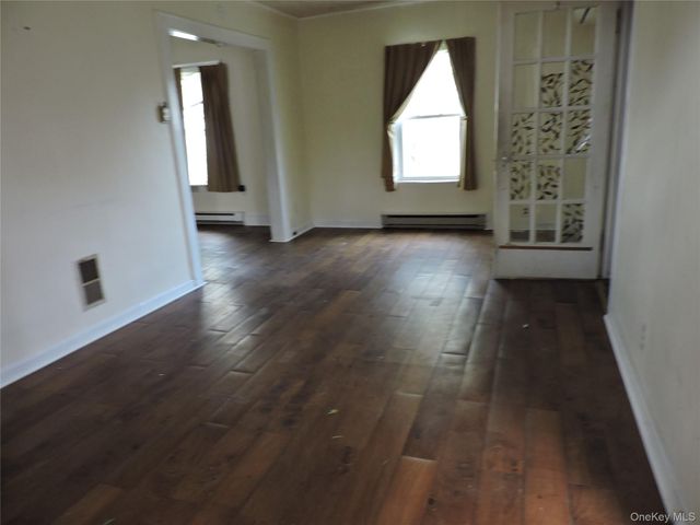 94 Locust Avenue, Scarsdale, NY 10583
