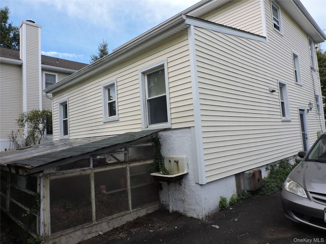 94 Locust Avenue, Scarsdale, NY 10583