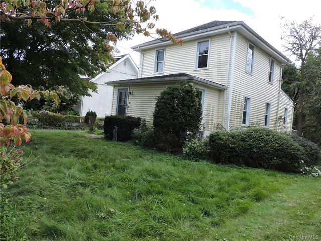 94 Locust Avenue, Scarsdale, NY 10583
