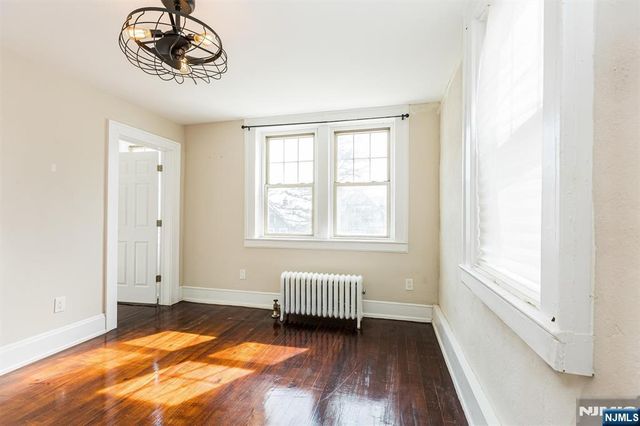 43 Pleasant Way, Montclair, NJ 07042
