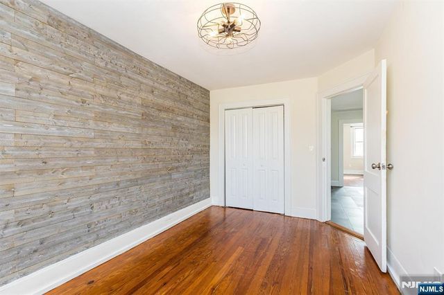 43 Pleasant Way, Montclair, NJ 07042