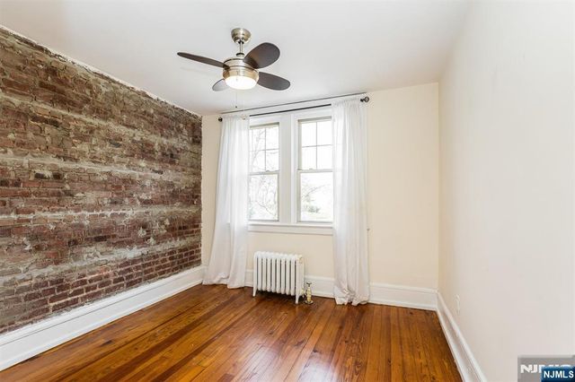 43 Pleasant Way, Montclair, NJ 07042