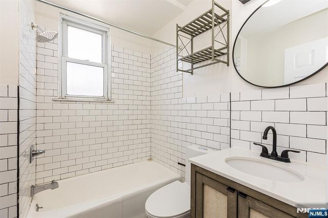 43 Pleasant Way, Montclair, NJ 07042