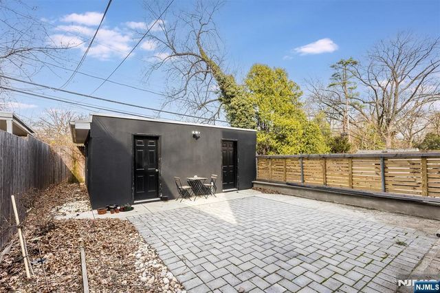 43 Pleasant Way, Montclair, NJ 07042