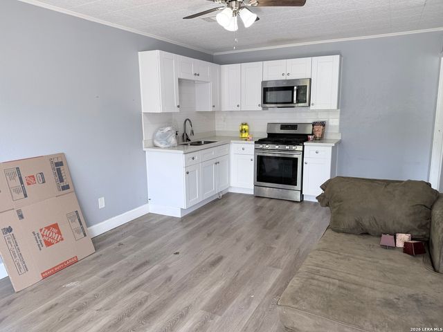 639 WESTFALL AVE, San Antonio, TX 78210