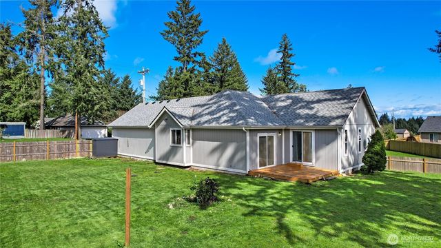 19612 24th Street SW, Lakebay, WA 98349