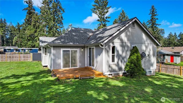 19612 24th Street SW, Lakebay, WA 98349