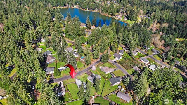 19612 24th Street SW, Lakebay, WA 98349