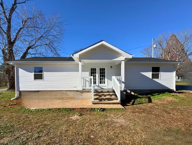 805 Tennal Street, Athens, TN 37303