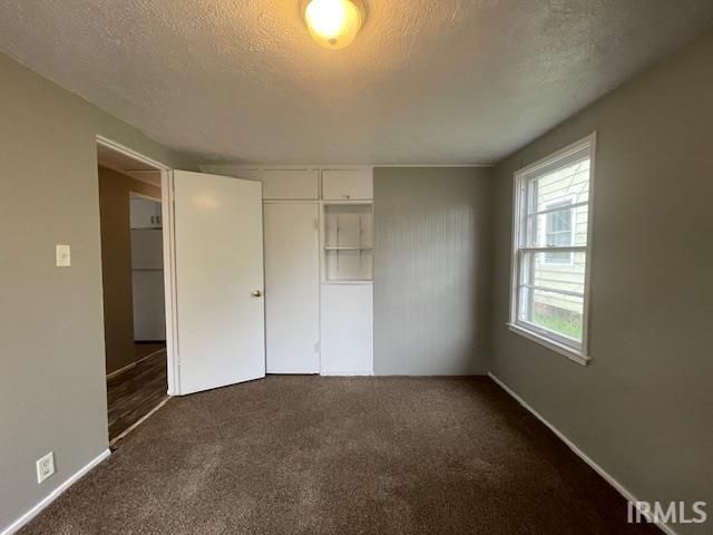 1233 Huey Street, South Bend, IN 46628