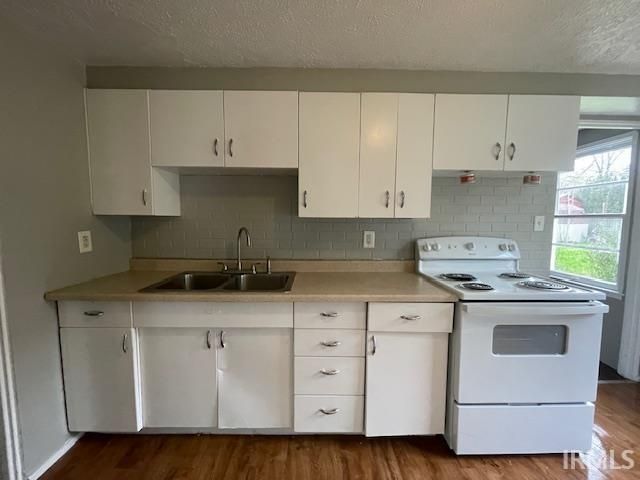 1233 Huey Street, South Bend, IN 46628