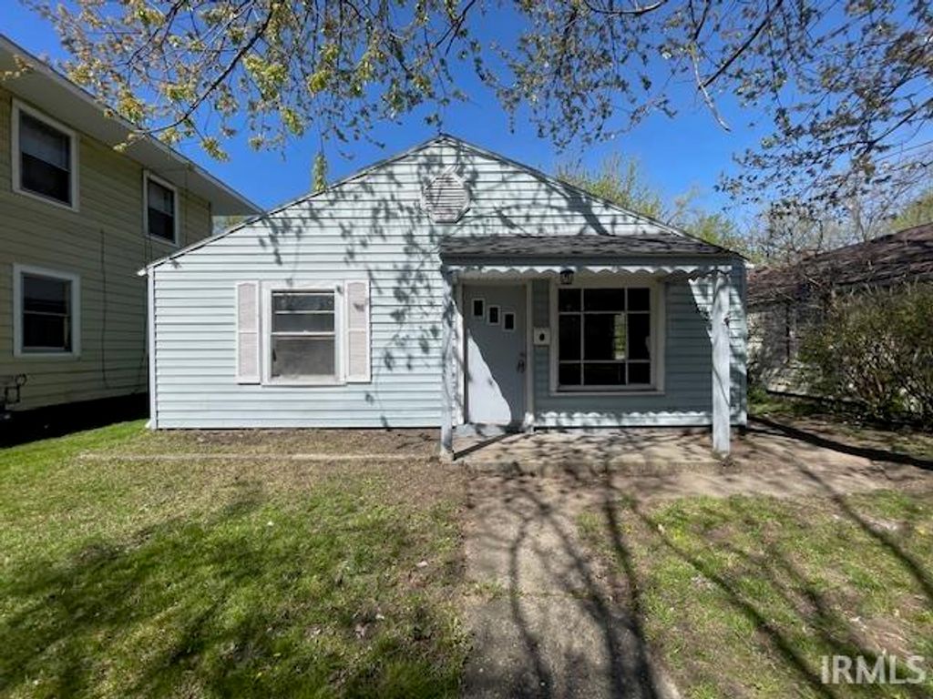 1233 Huey Street, South Bend, IN 46628
