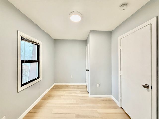 15 Berwick St 15, Melrose, MA 02176