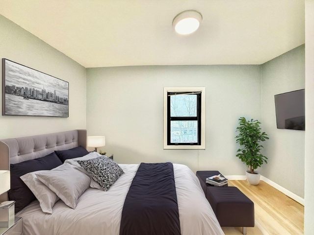 15 Berwick St 15, Melrose, MA 02176