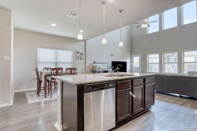 3116 Morlanga St, New Braunfels, TX 78130