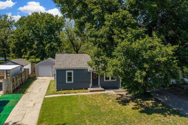 739 N Mount Carmel, Wichita, KS 67203
