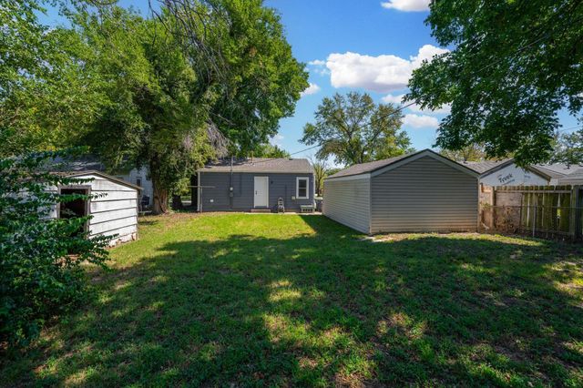 739 N Mount Carmel, Wichita, KS 67203