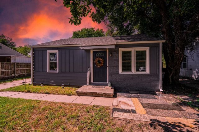739 N Mount Carmel, Wichita, KS 67203