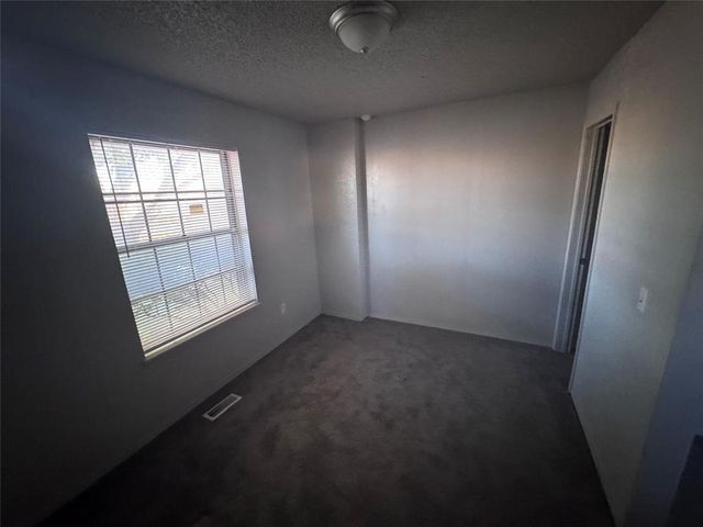 6811 Lyrewood Lane, Oklahoma City, OK 73132