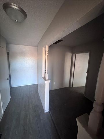 6811 Lyrewood Lane, Oklahoma City, OK 73132