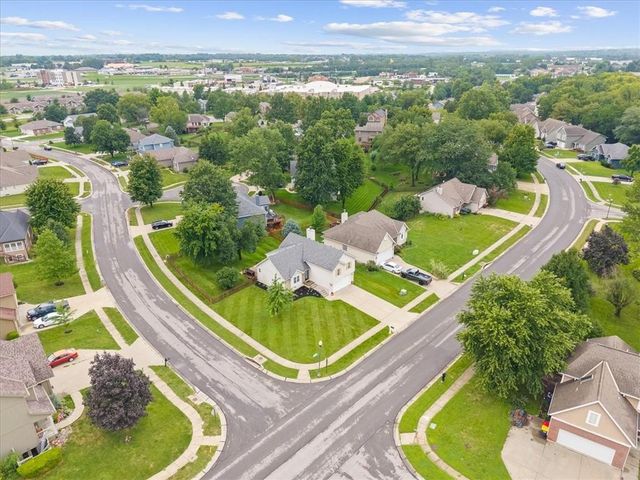 1104 Regency Drive, Kearney, MO 64060