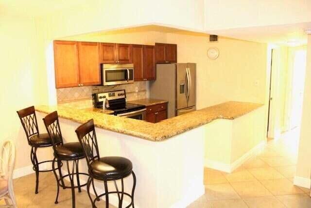 6436 CHASEWOOD Drive B, Jupiter, FL 33458