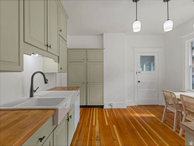 857 E WESTMINSTER AVE, Salt Lake City, UT 84105