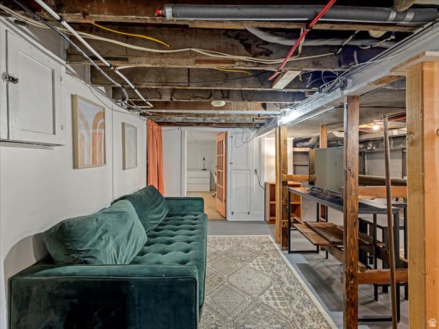 857 E WESTMINSTER AVE, Salt Lake City, UT 84105