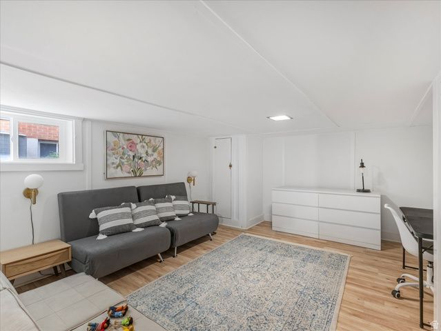 857 E WESTMINSTER AVE, Salt Lake City, UT 84105