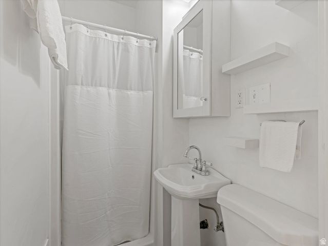 857 E WESTMINSTER AVE, Salt Lake City, UT 84105