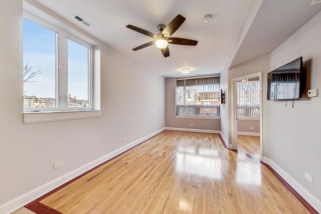 2325 W Taylor Street 2, Chicago, IL 60612