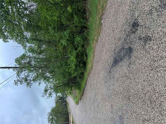 118 Laguna, Smithville, TX 78957