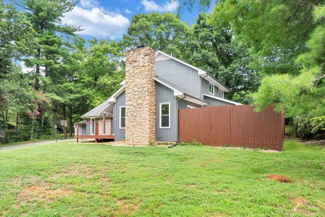 422 Willow Creek RD, Rocky Mount, VA 24151