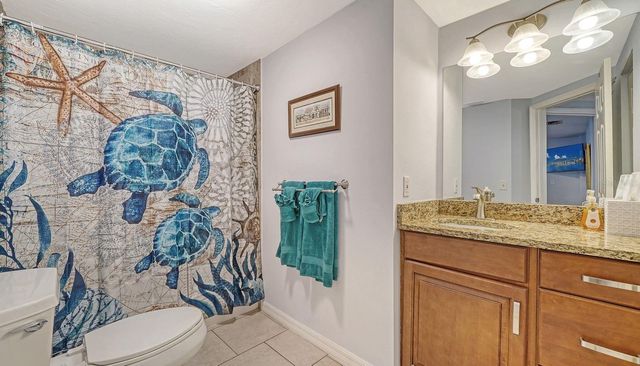 6061 BORDER LANE, Sarasota, FL 34231