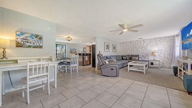 6061 BORDER LANE, Sarasota, FL 34231
