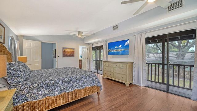 6061 BORDER LANE, Sarasota, FL 34231