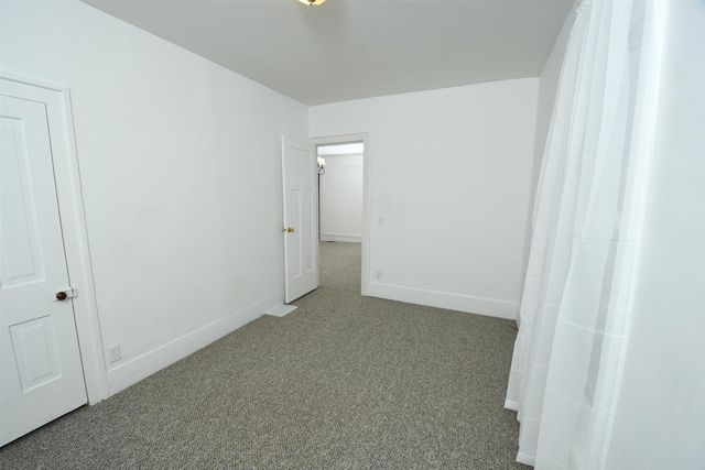 501 E Paw Paw Street, Paw Paw, MI 49079