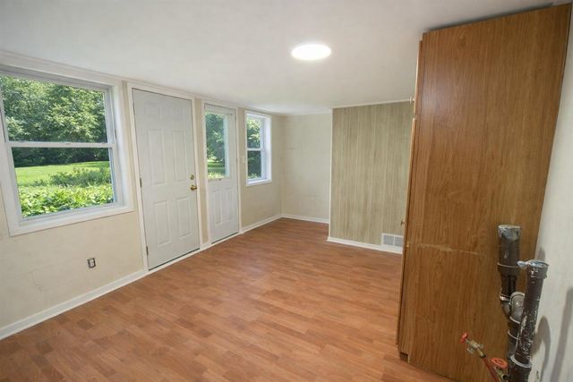 501 E Paw Paw Street, Paw Paw, MI 49079