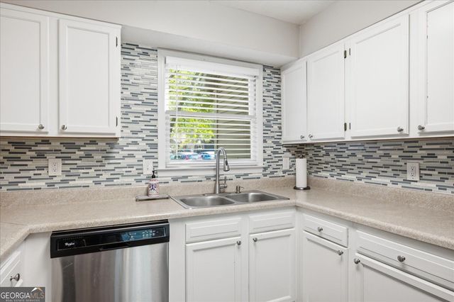 651 Stratford Green Way, Avondale Estates, GA 30002