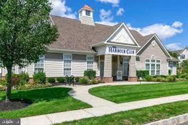 1917 LUKAS CT, Cinnaminson, NJ 08077