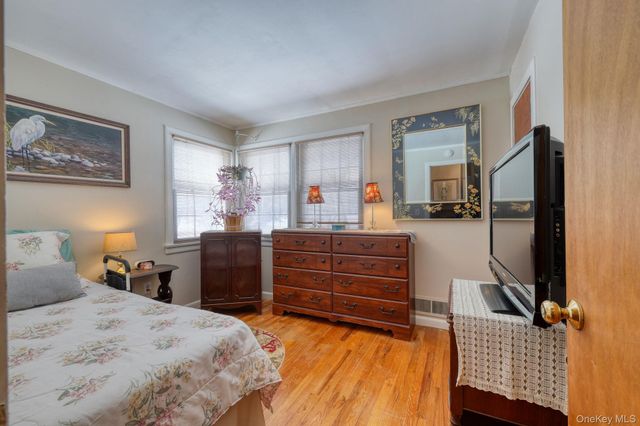 108 St Andrews Road, Walden, NY 12586