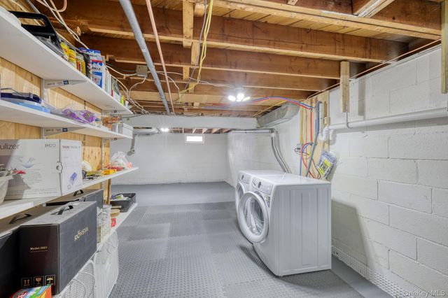 108 St Andrews Road, Walden, NY 12586