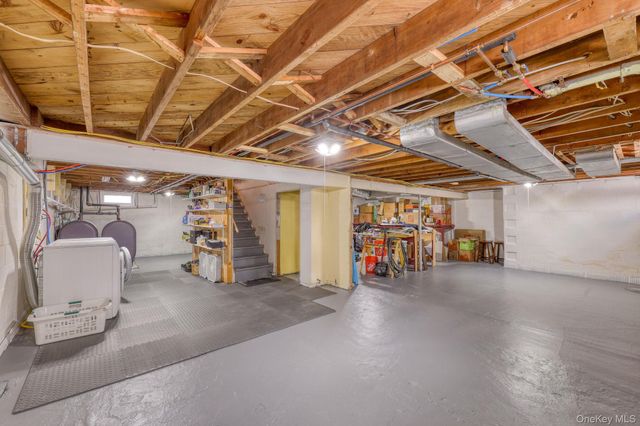 108 St Andrews Road, Walden, NY 12586