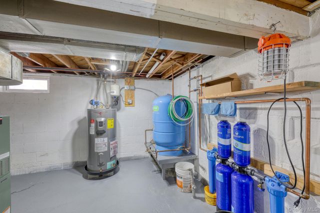 108 St Andrews Road, Walden, NY 12586